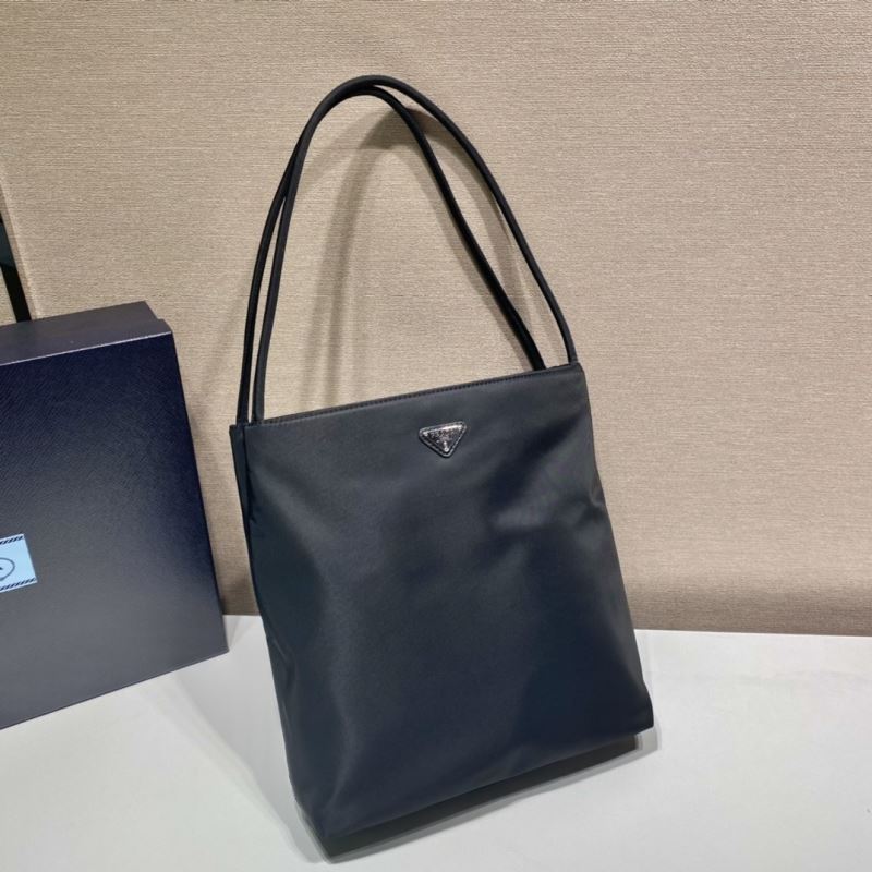 Pra*a tote bags
